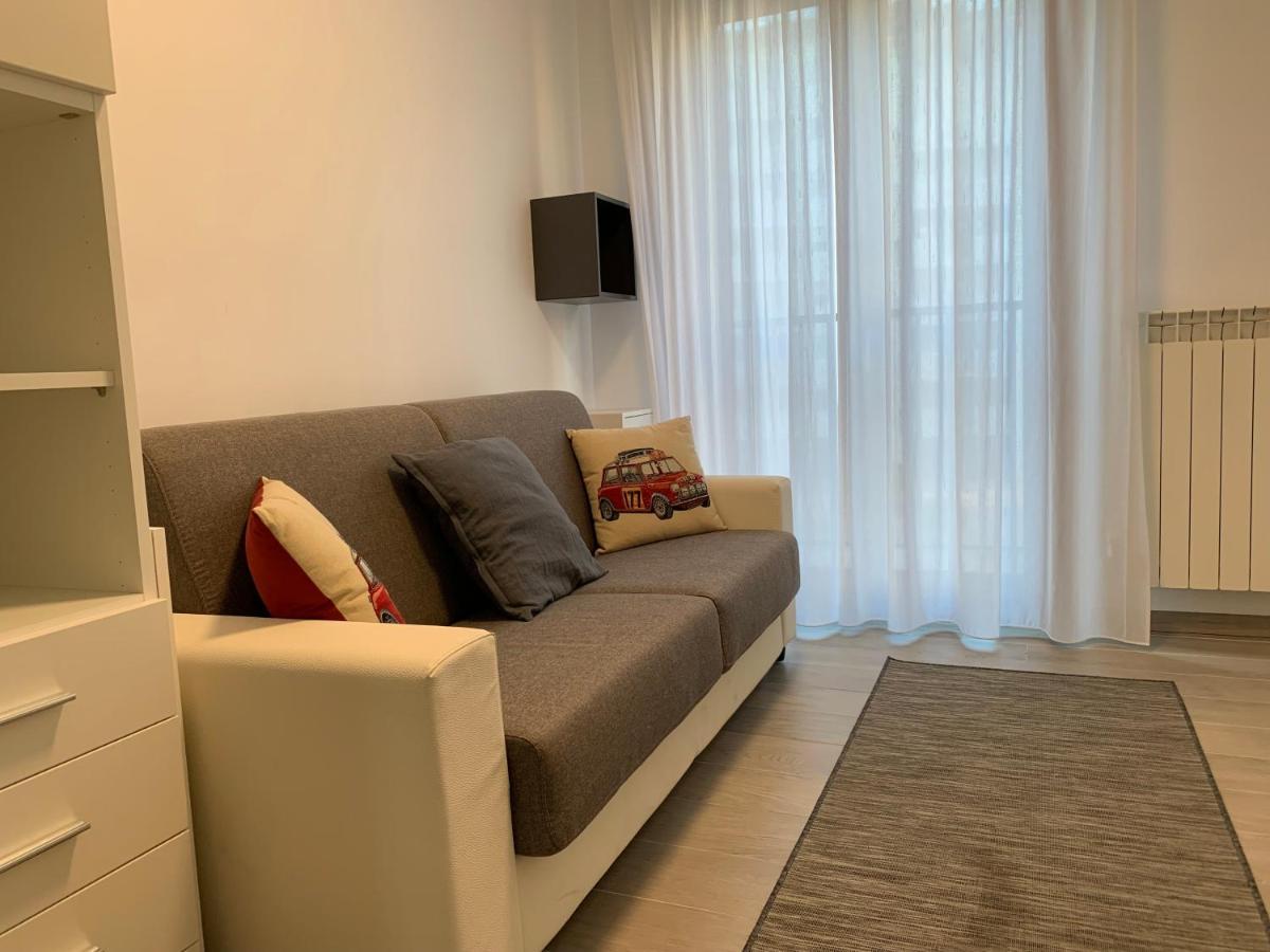 Апартаменты Trilocale In Zona Bocconi/Navigli Милан Экстерьер фото