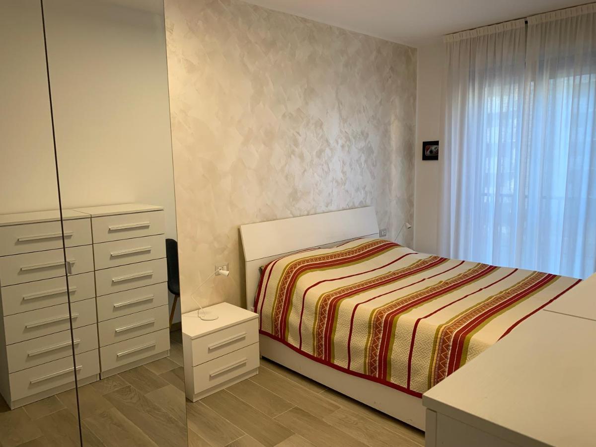 Апартаменты Trilocale In Zona Bocconi/Navigli Милан Экстерьер фото